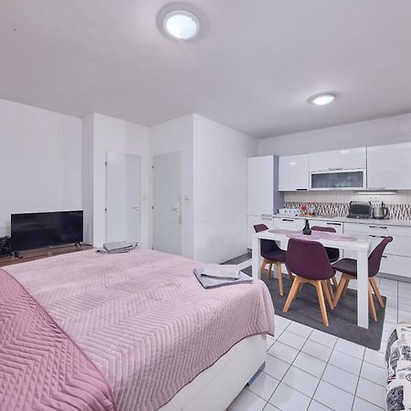 Relax Apartment Pressburg Exterior foto