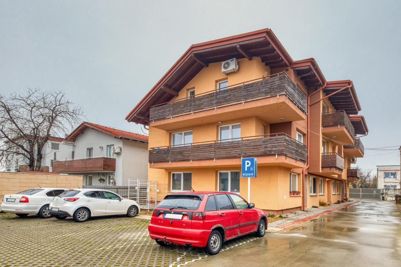 Relax Apartment Pressburg Exterior foto