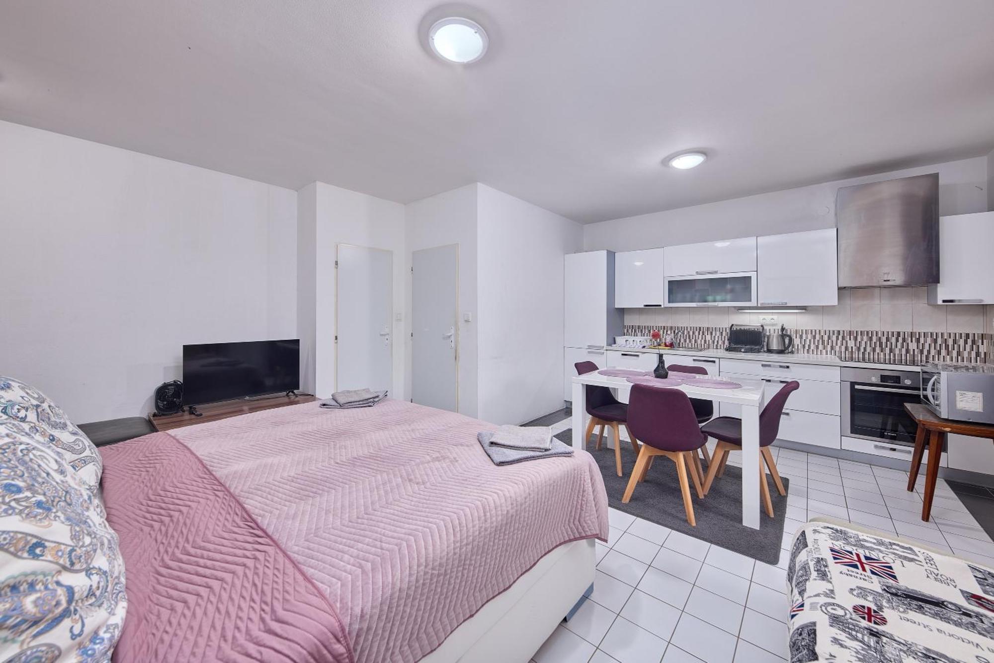 Relax Apartment Pressburg Exterior foto